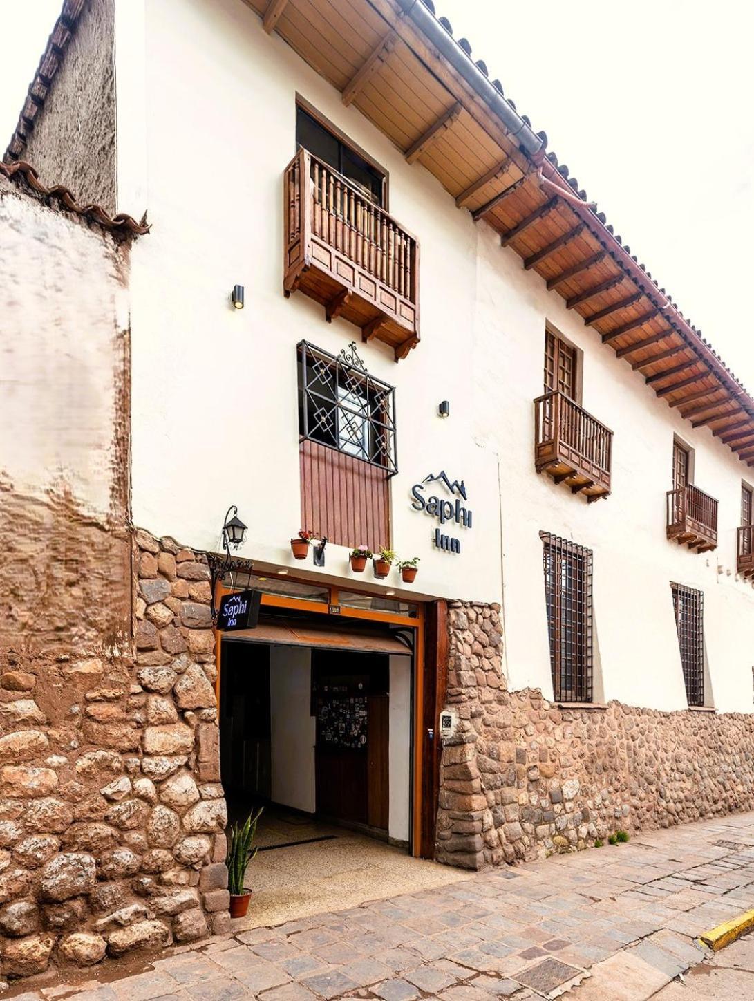 Hostal Saphi - Excelente ubicación Hotel 2*